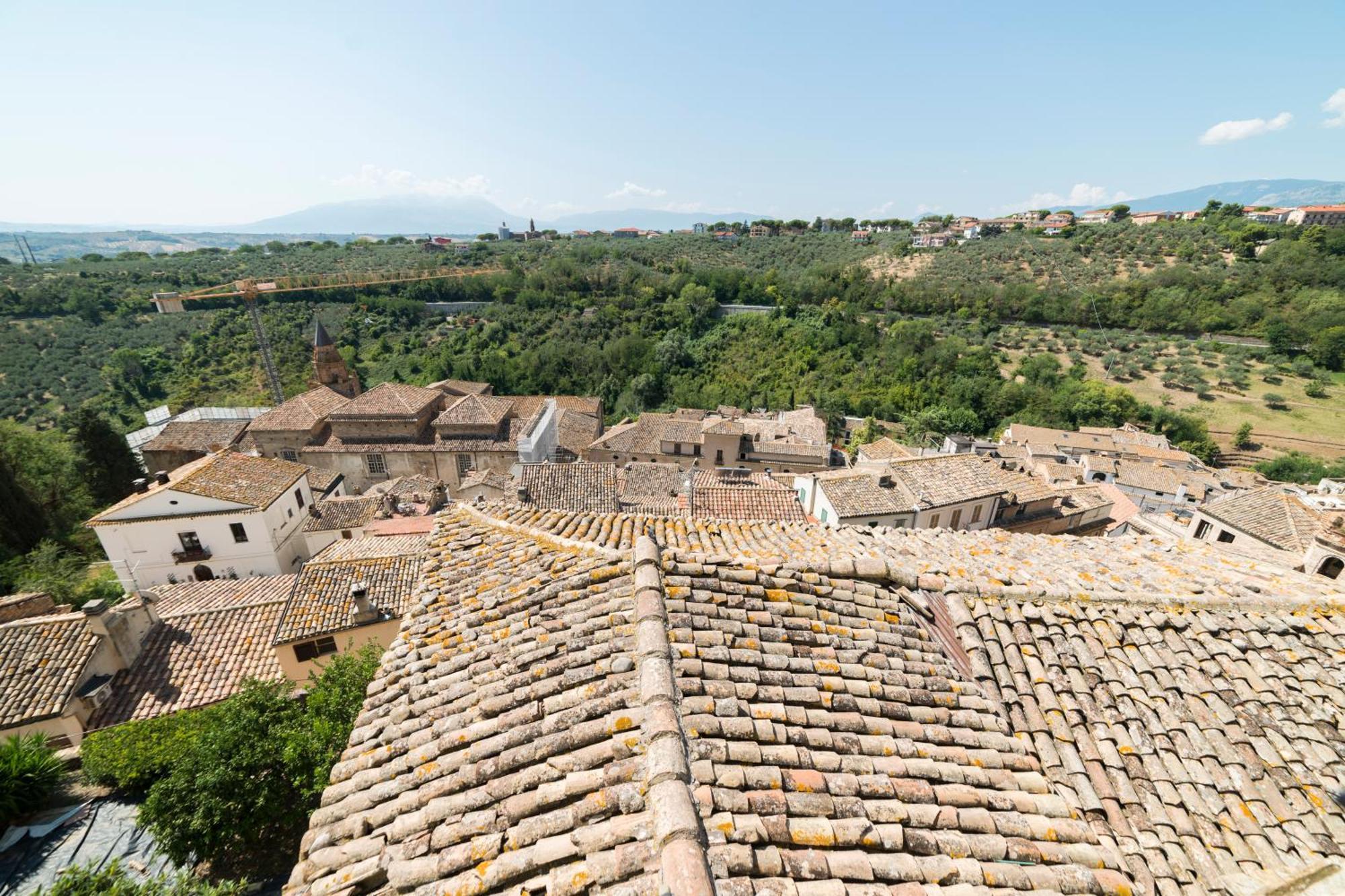 Charmante Vakantiewoning 'Casa Di Tonno' Лорето-Апрутино Экстерьер фото